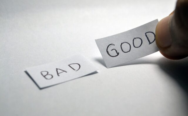 Decision. good, bad, opposite